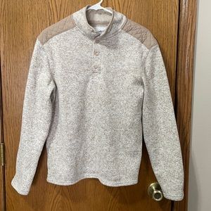 Beige buttoned sweatshirt